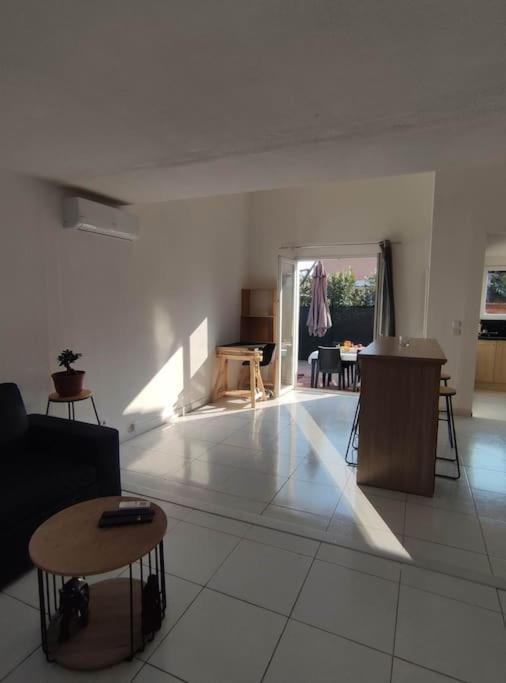 Au Soleil, Marcher Vers La Plage Villa Torreilles Exterior foto